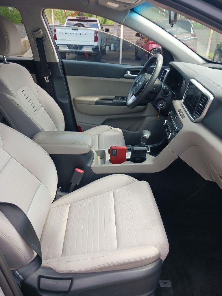Kia Sportage LX FWD 2021