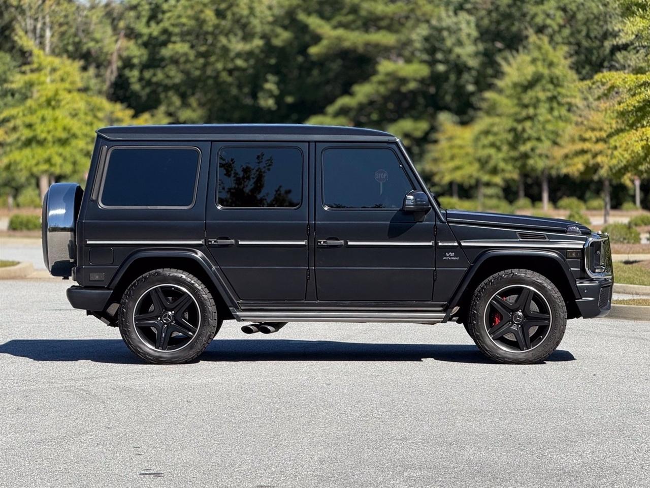 Mercedes-Benz G-Class photo 12