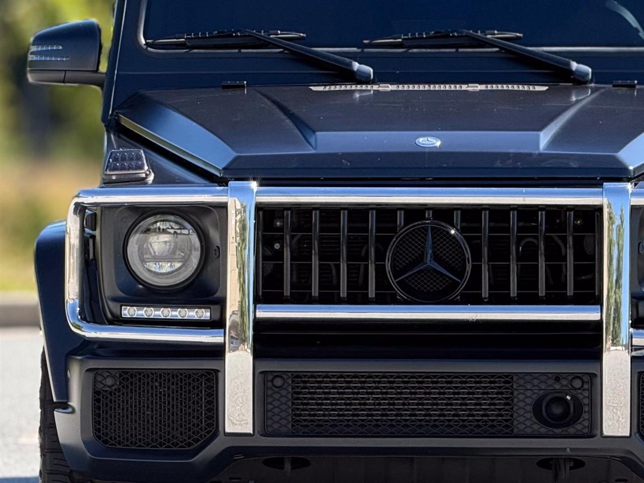 Mercedes-Benz G-Class photo 14