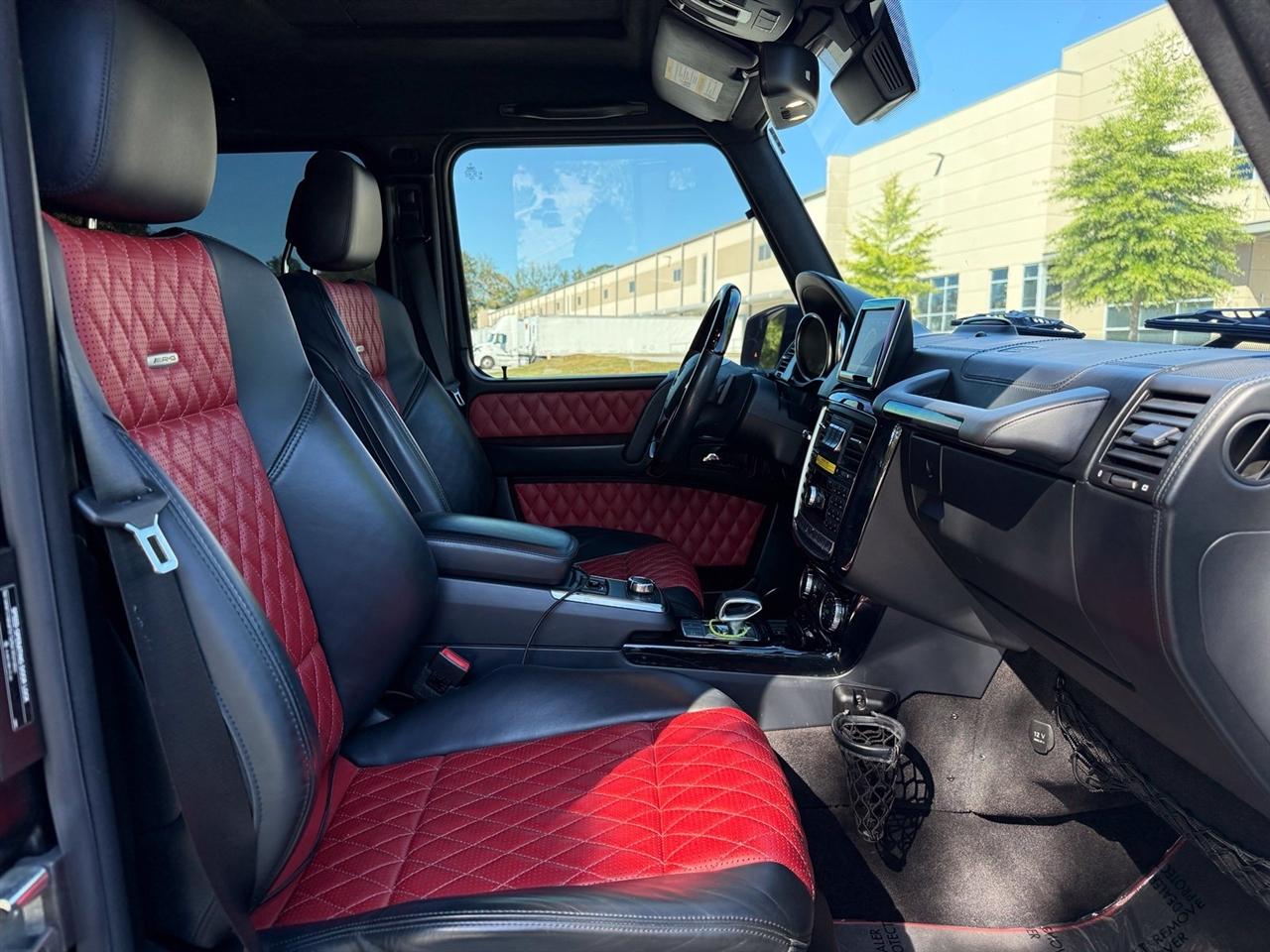 Mercedes-Benz G-Class photo 36