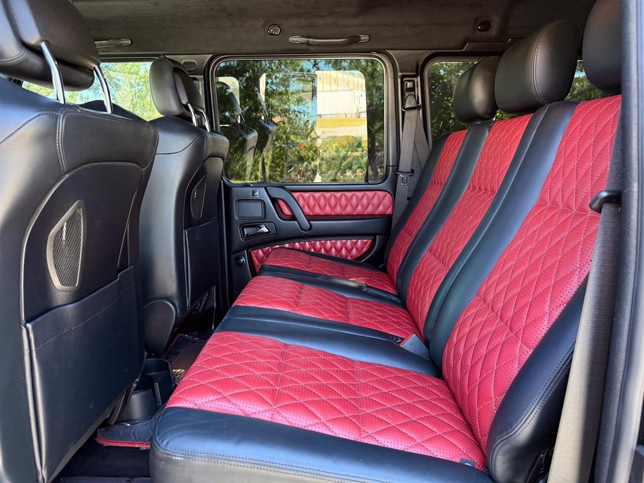 Mercedes-Benz G-Class photo 39