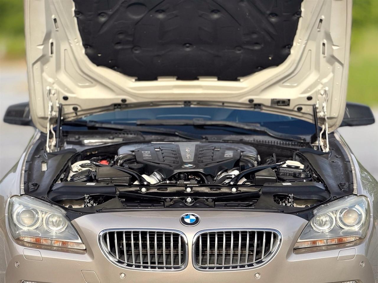 BMW 6 Series  2012