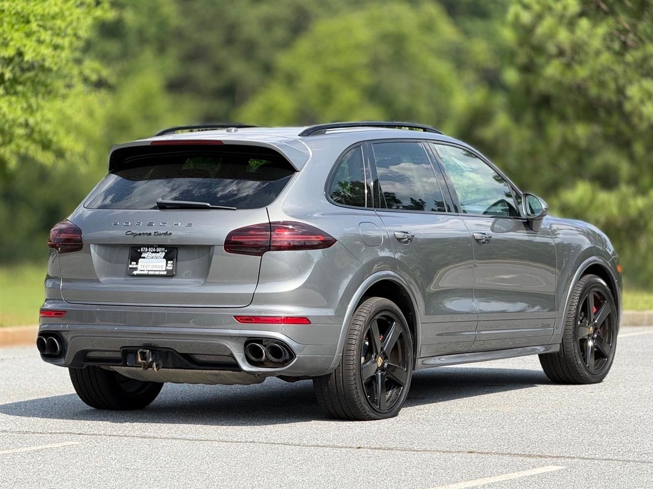 Porsche Cayenne  2016