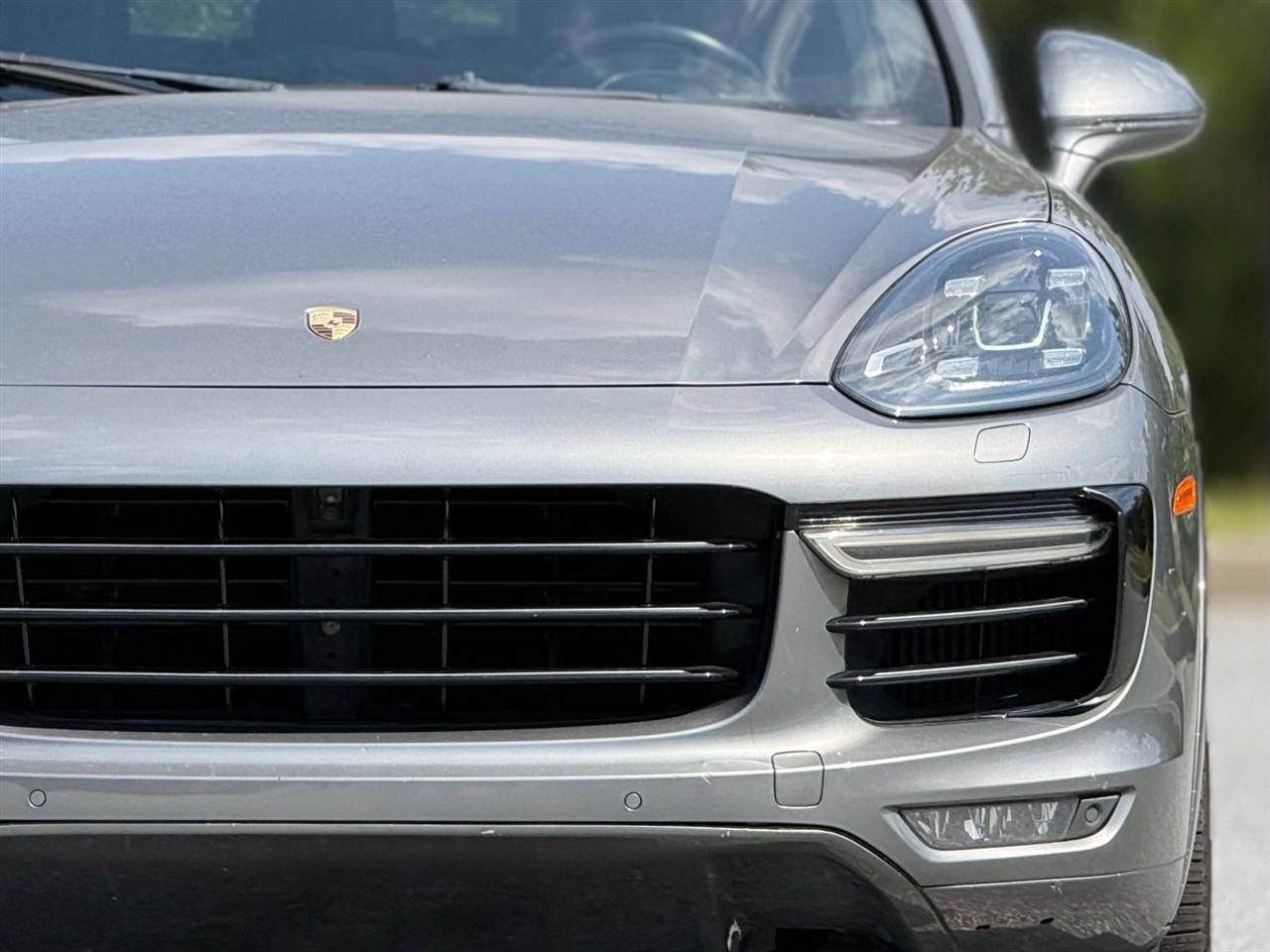 Porsche Cayenne  2016