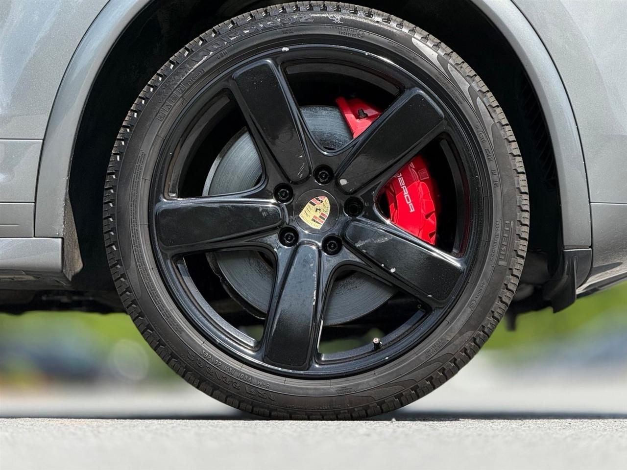 Porsche Cayenne  2016