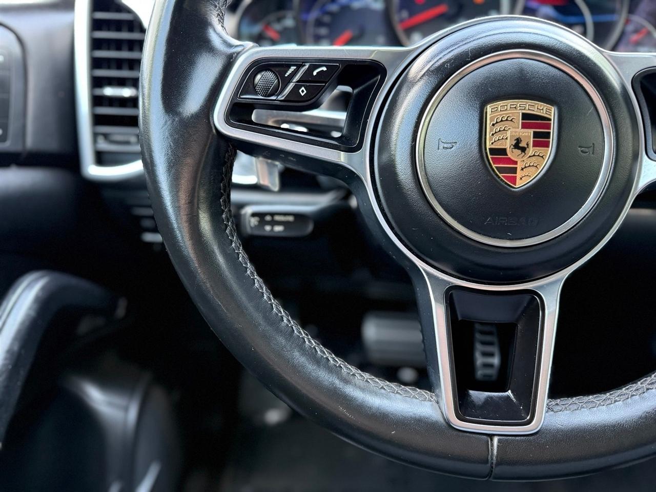 Porsche Cayenne  2016