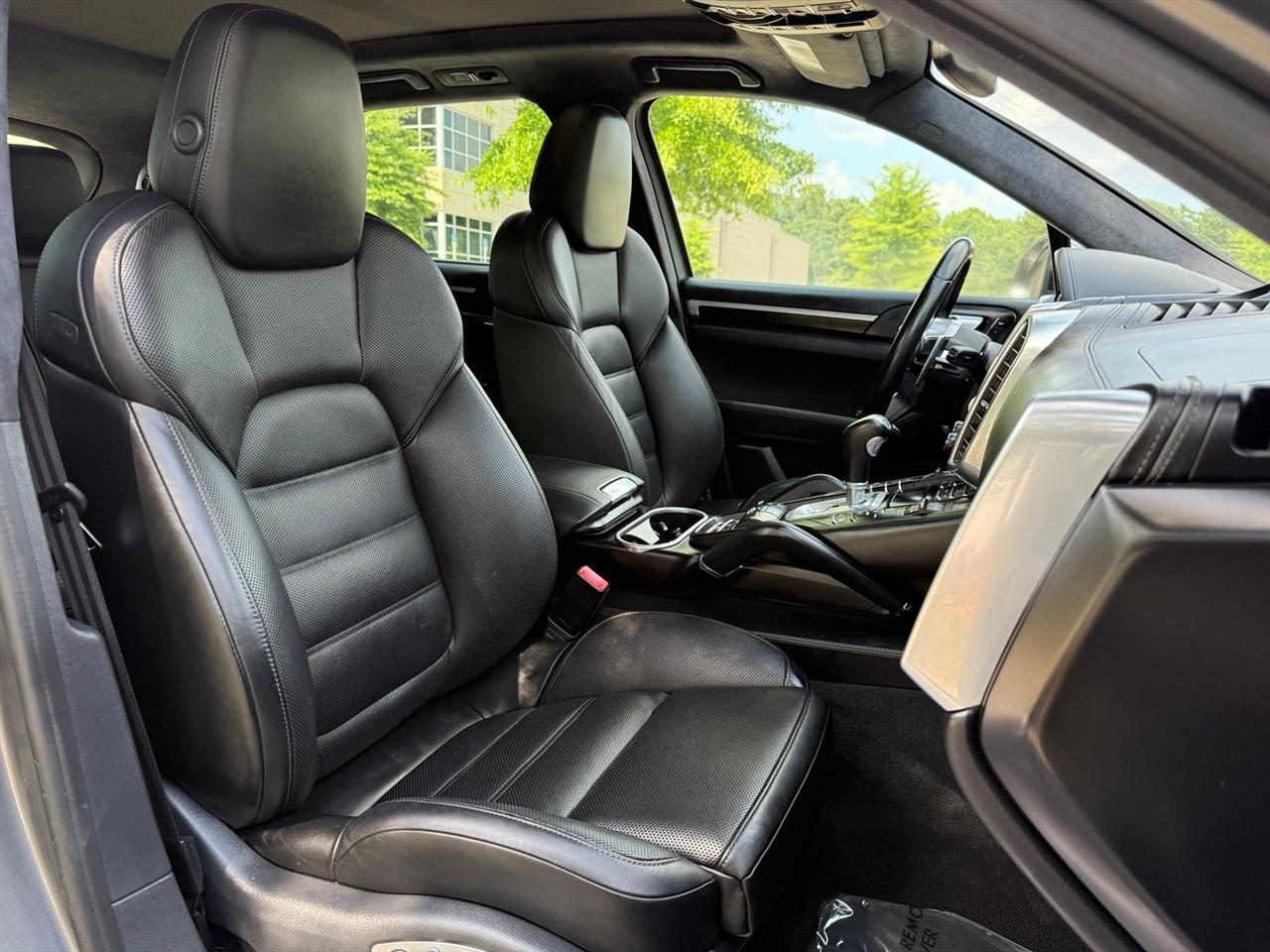 Porsche Cayenne  2016