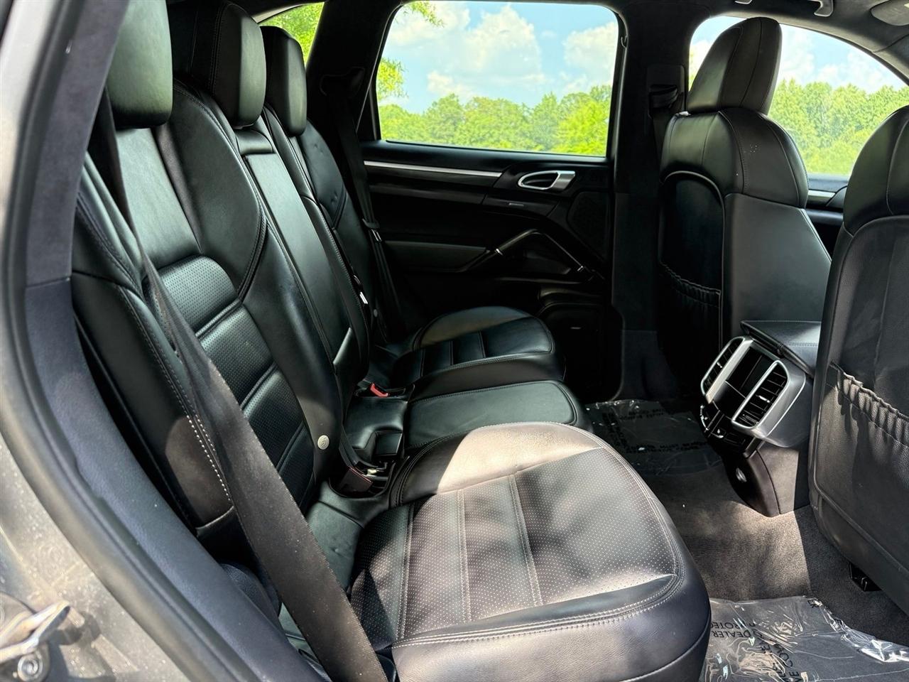Porsche Cayenne  2016