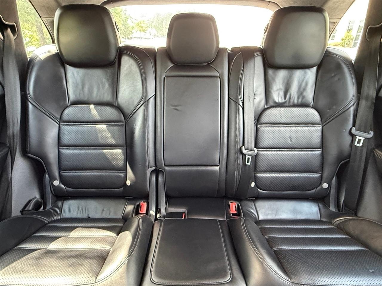 Porsche Cayenne  2016