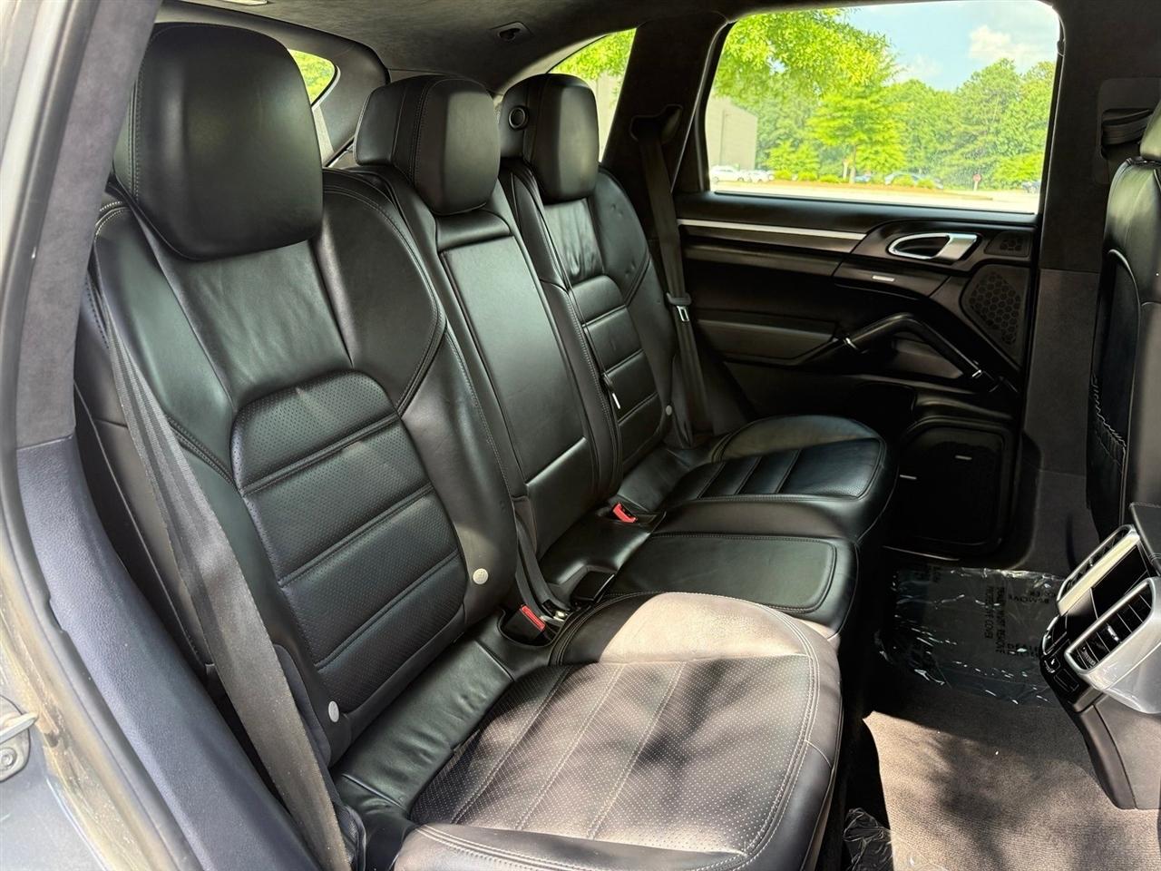 Porsche Cayenne  2016