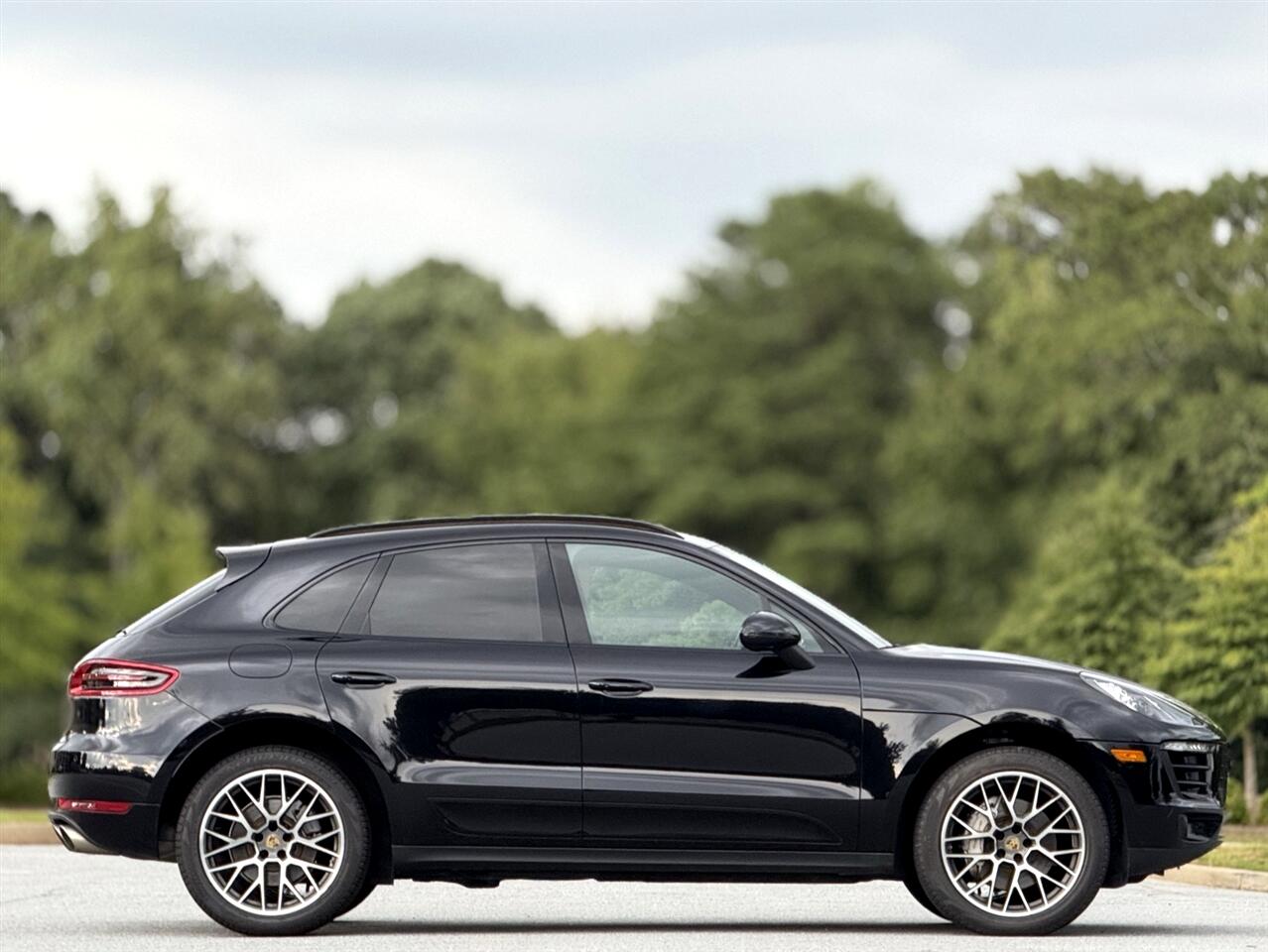 2018 Porsche Macan S photo 11
