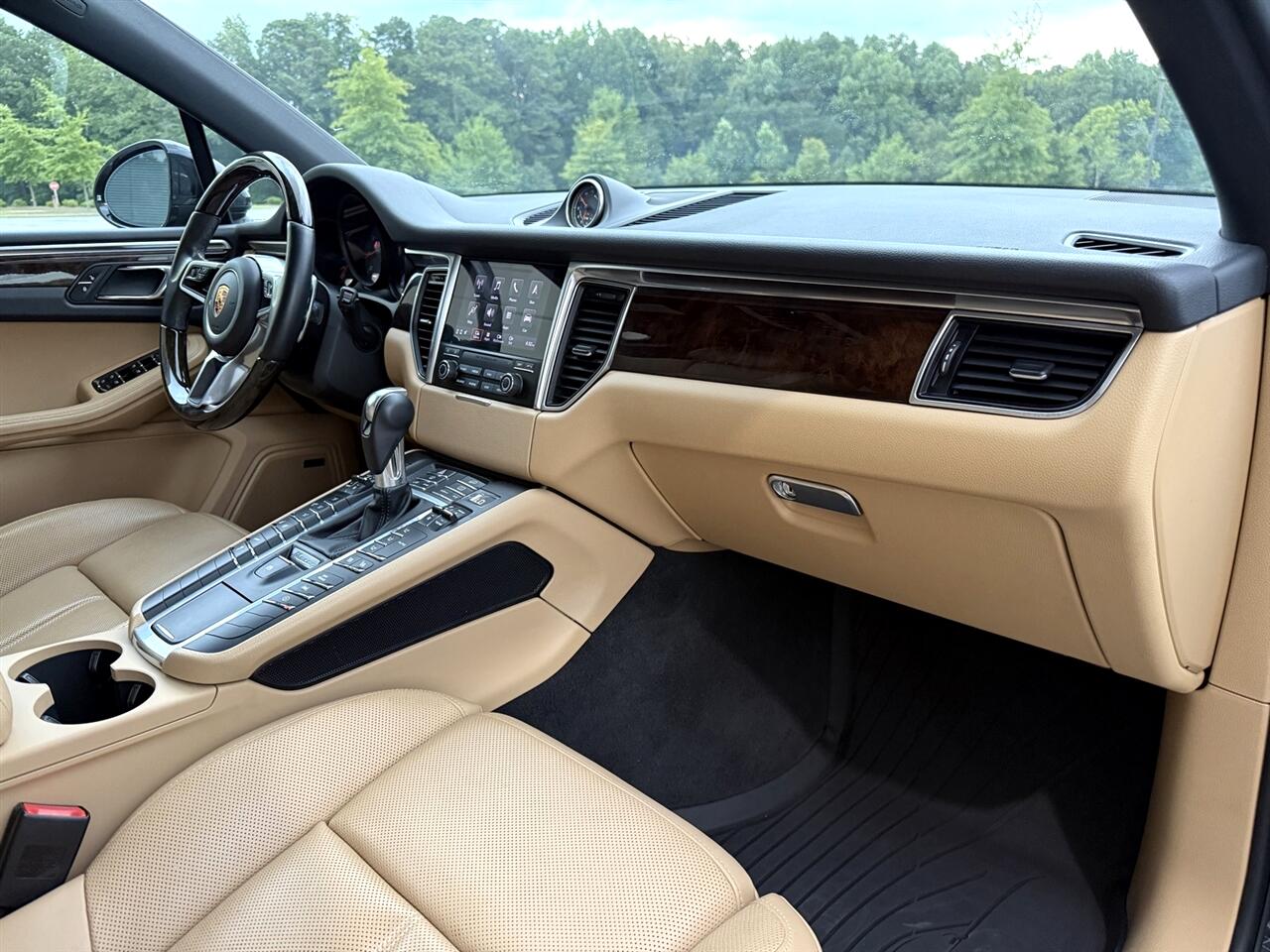 2018 Porsche Macan S photo 23