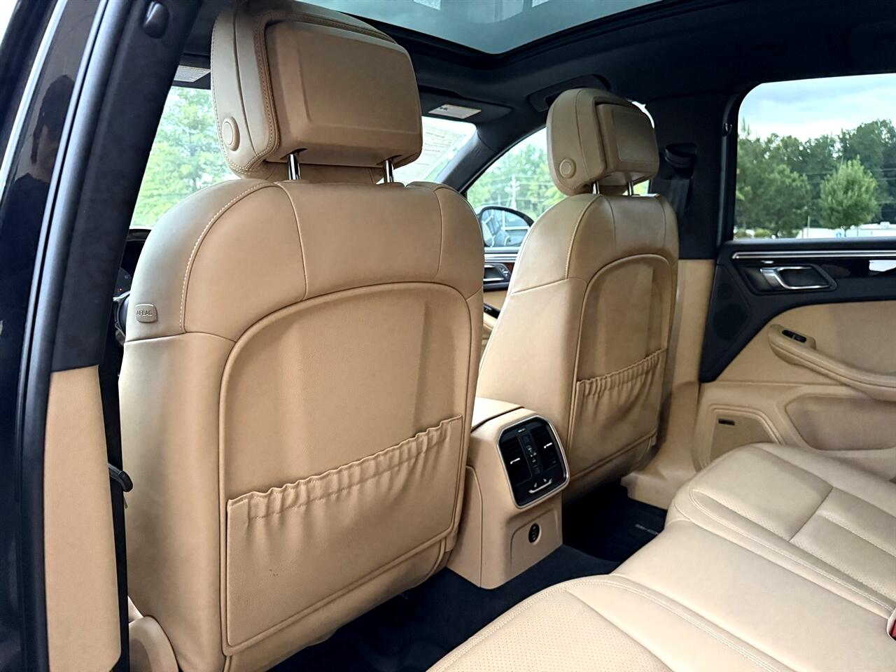 2018 Porsche Macan S photo 40
