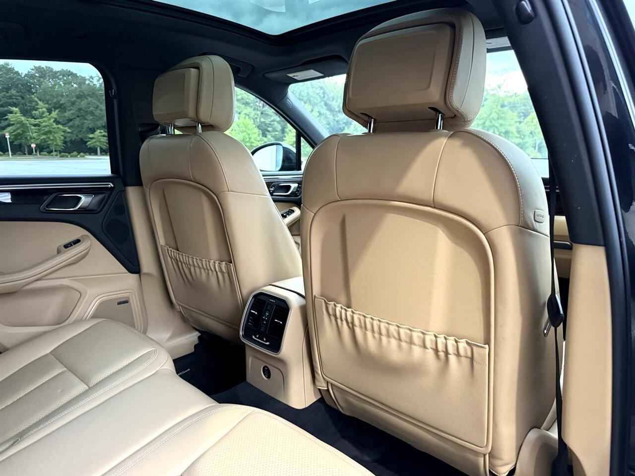 2018 Porsche Macan S photo 41