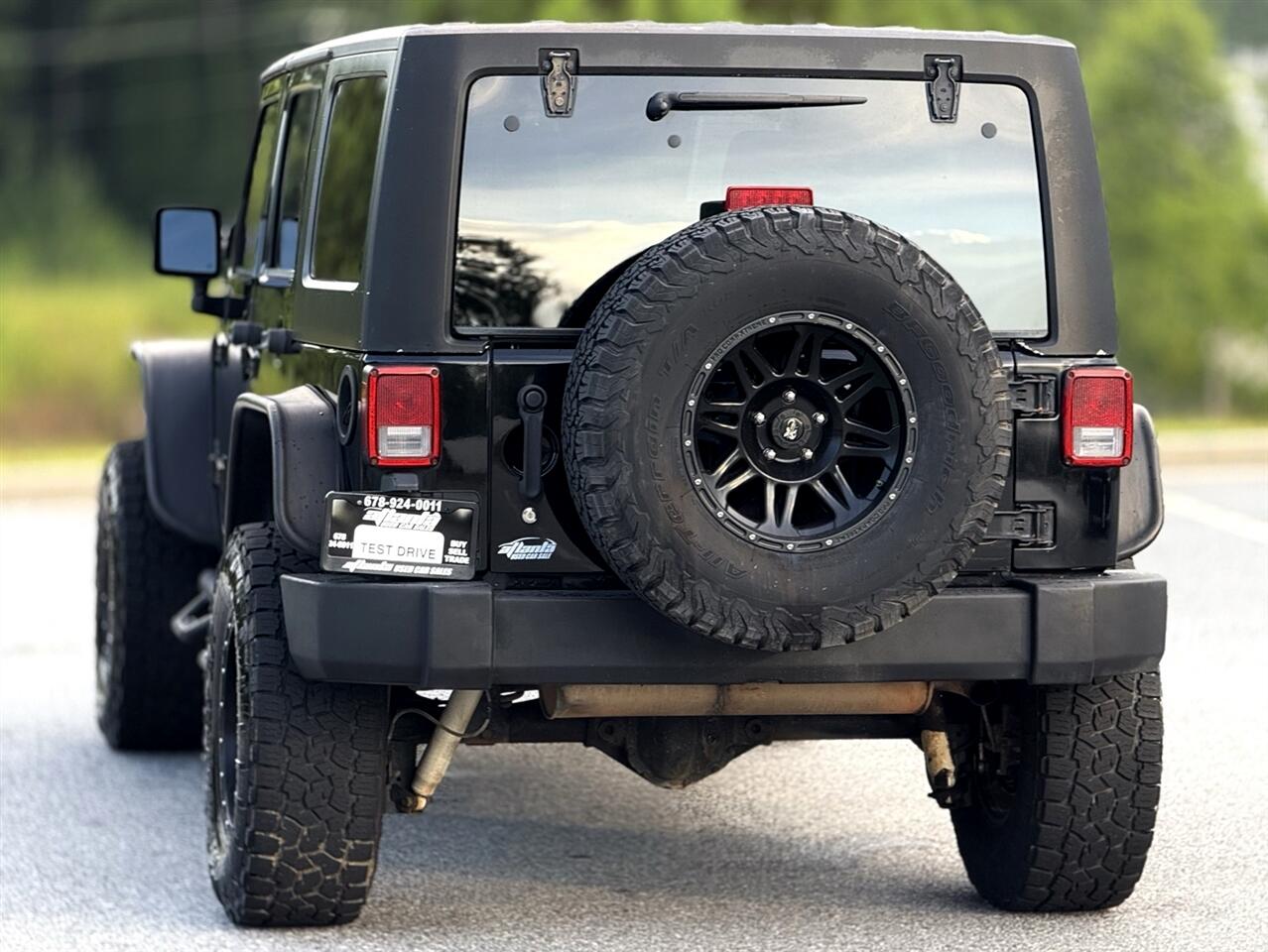 2011 Jeep Wrangler Unlimited Sport photo 4