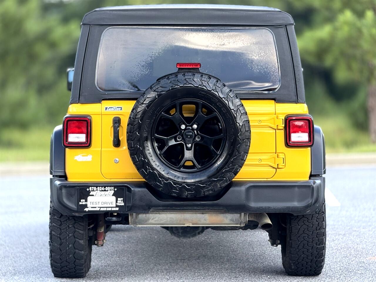2021 Jeep Wrangler Unlimited Willys photo 5
