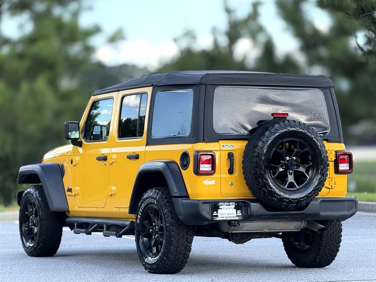 2021 Jeep Wrangler Unlimited Willys photo 9