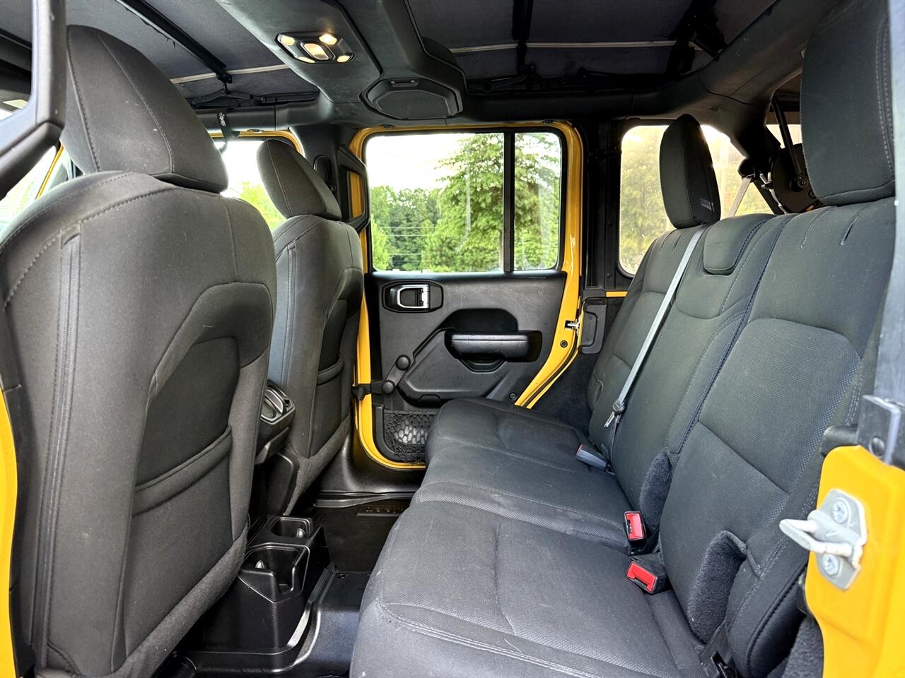 2021 Jeep Wrangler Unlimited Willys photo 35