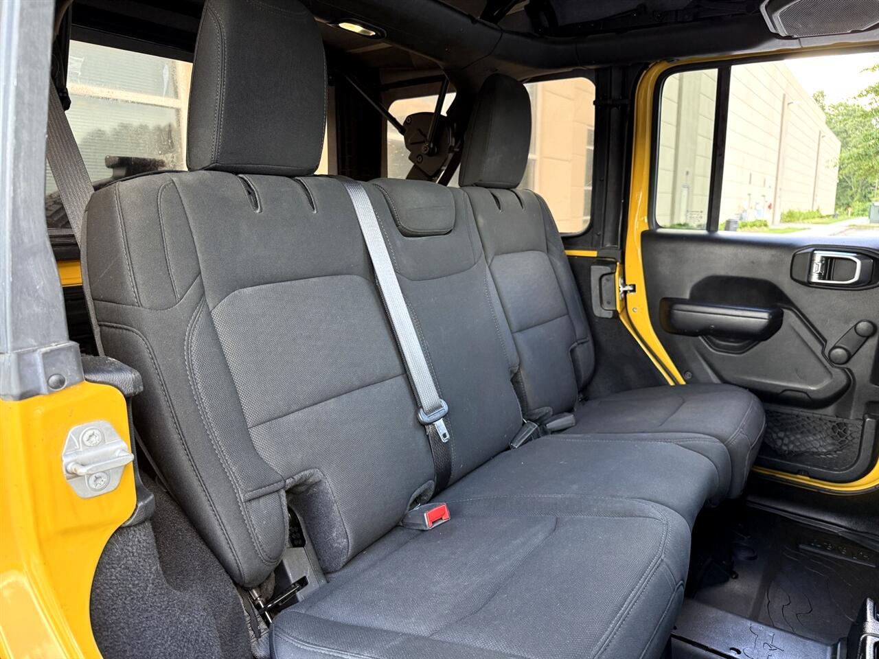 2021 Jeep Wrangler Unlimited Willys photo 38