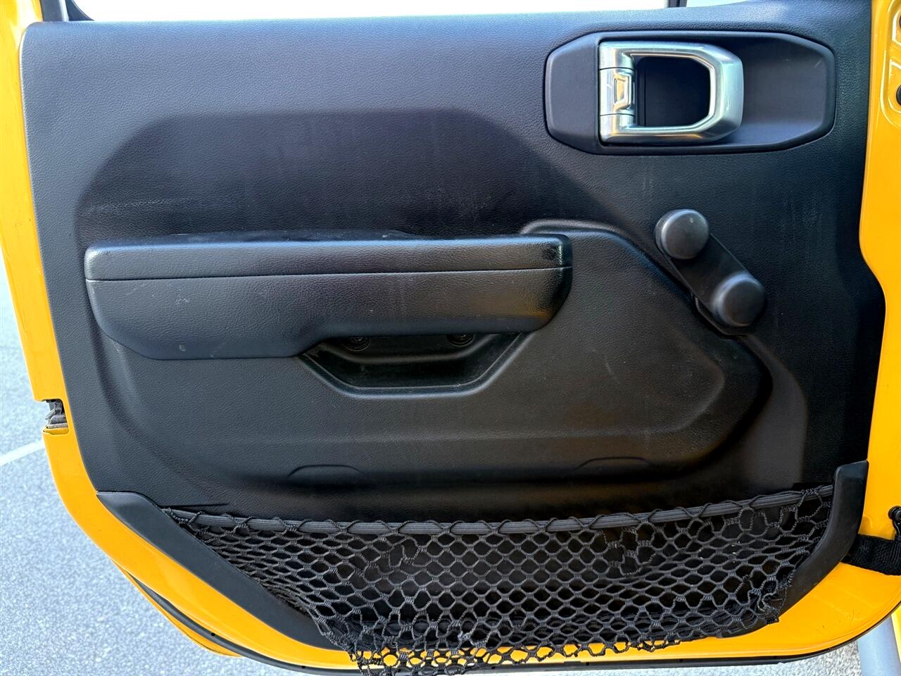 2021 Jeep Wrangler Unlimited Willys photo 39