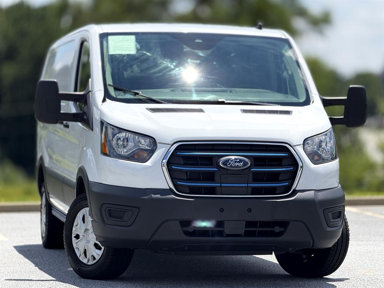 2023 Ford Transit photo 2