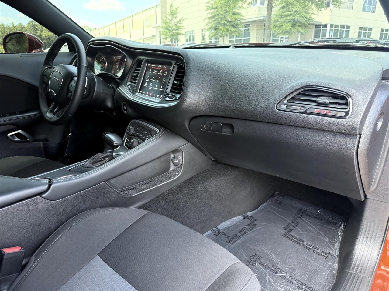 2022 Dodge Challenger R/T Scat Pack photo 21