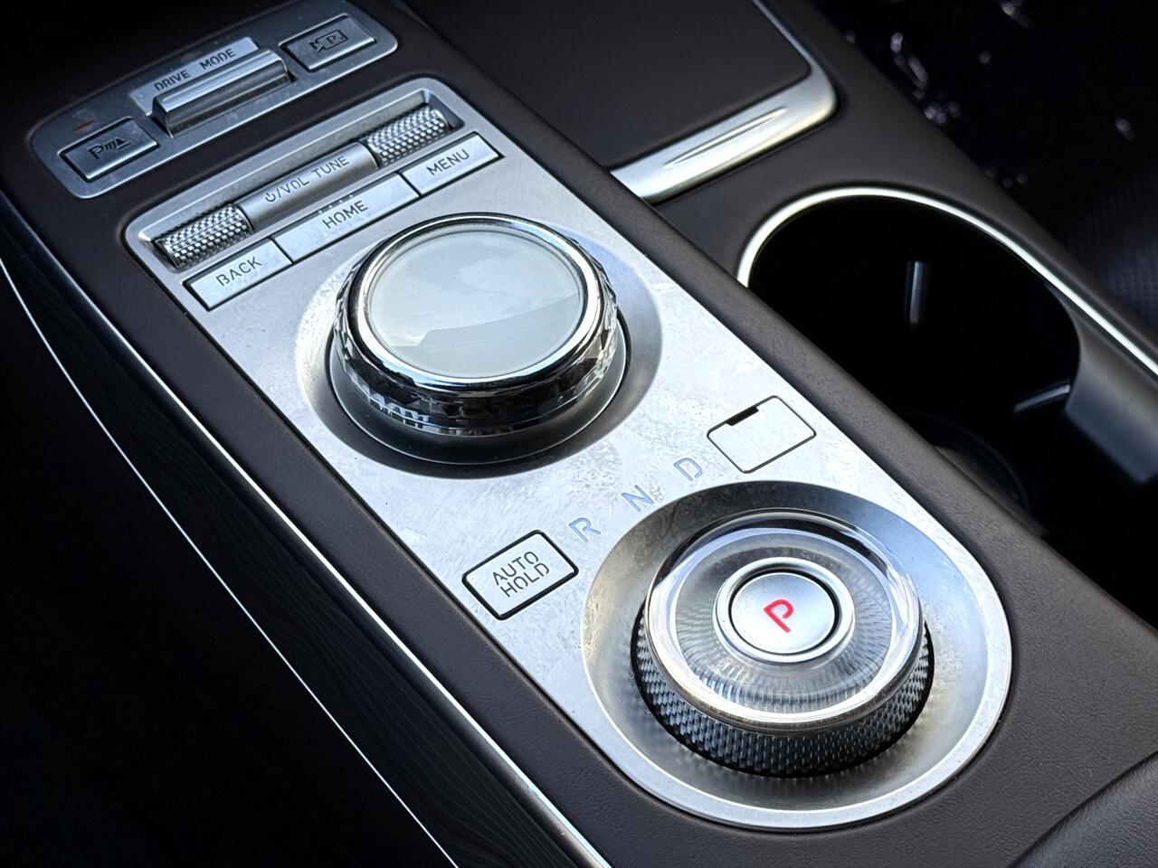 2022 Genesis GV70 2.5T photo 22