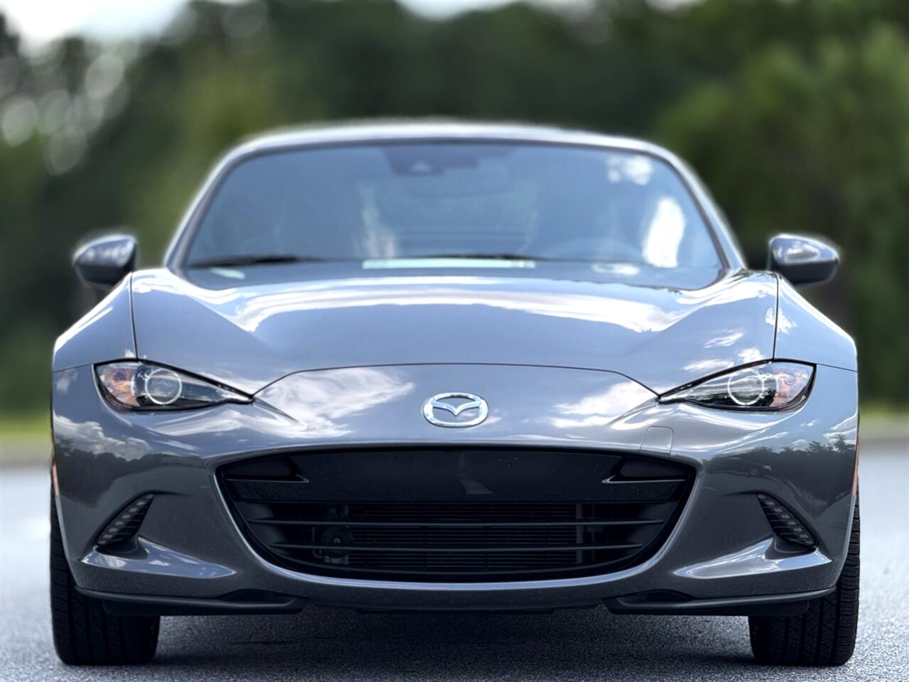 2019 Mazda MX-5 Miata Miata RF Grand Touring photo 2