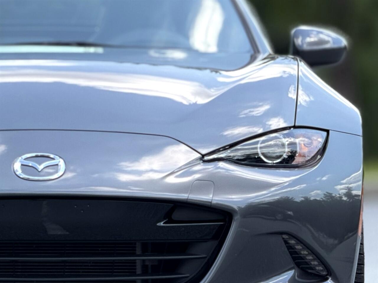 2019 Mazda MX-5 Miata Miata RF Grand Touring photo 8