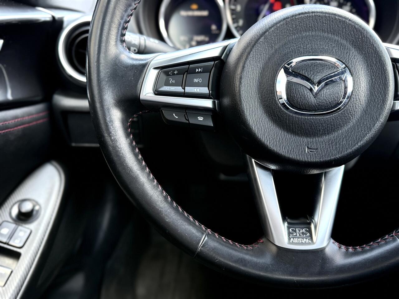 2019 Mazda MX-5 Miata Miata RF Grand Touring photo 18