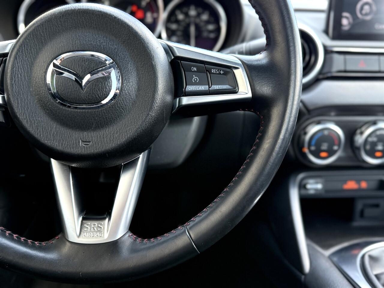 2019 Mazda MX-5 Miata Miata RF Grand Touring photo 19