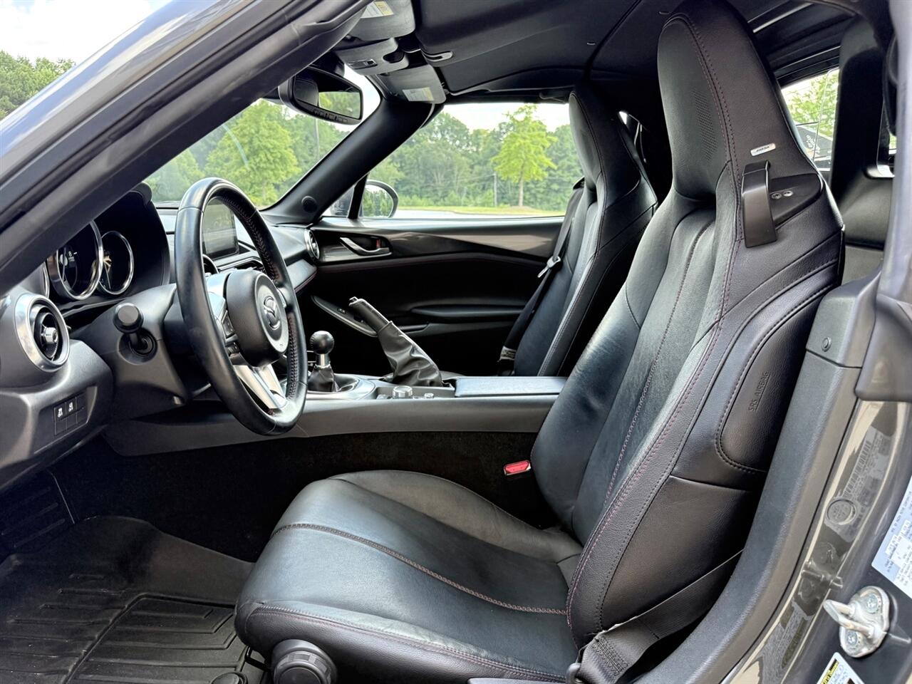2019 Mazda MX-5 Miata Miata RF Grand Touring photo 25