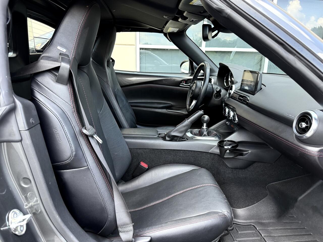 2019 Mazda MX-5 Miata Miata RF Grand Touring photo 26