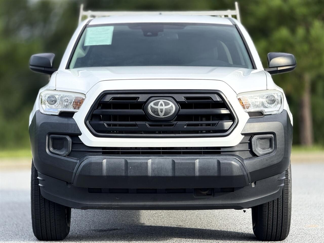 2019 Toyota Tacoma SR photo 2