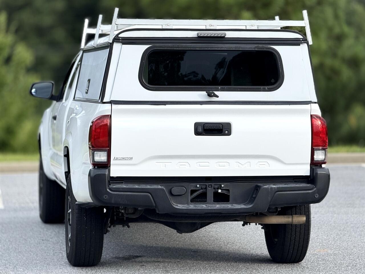 2019 Toyota Tacoma SR photo 4