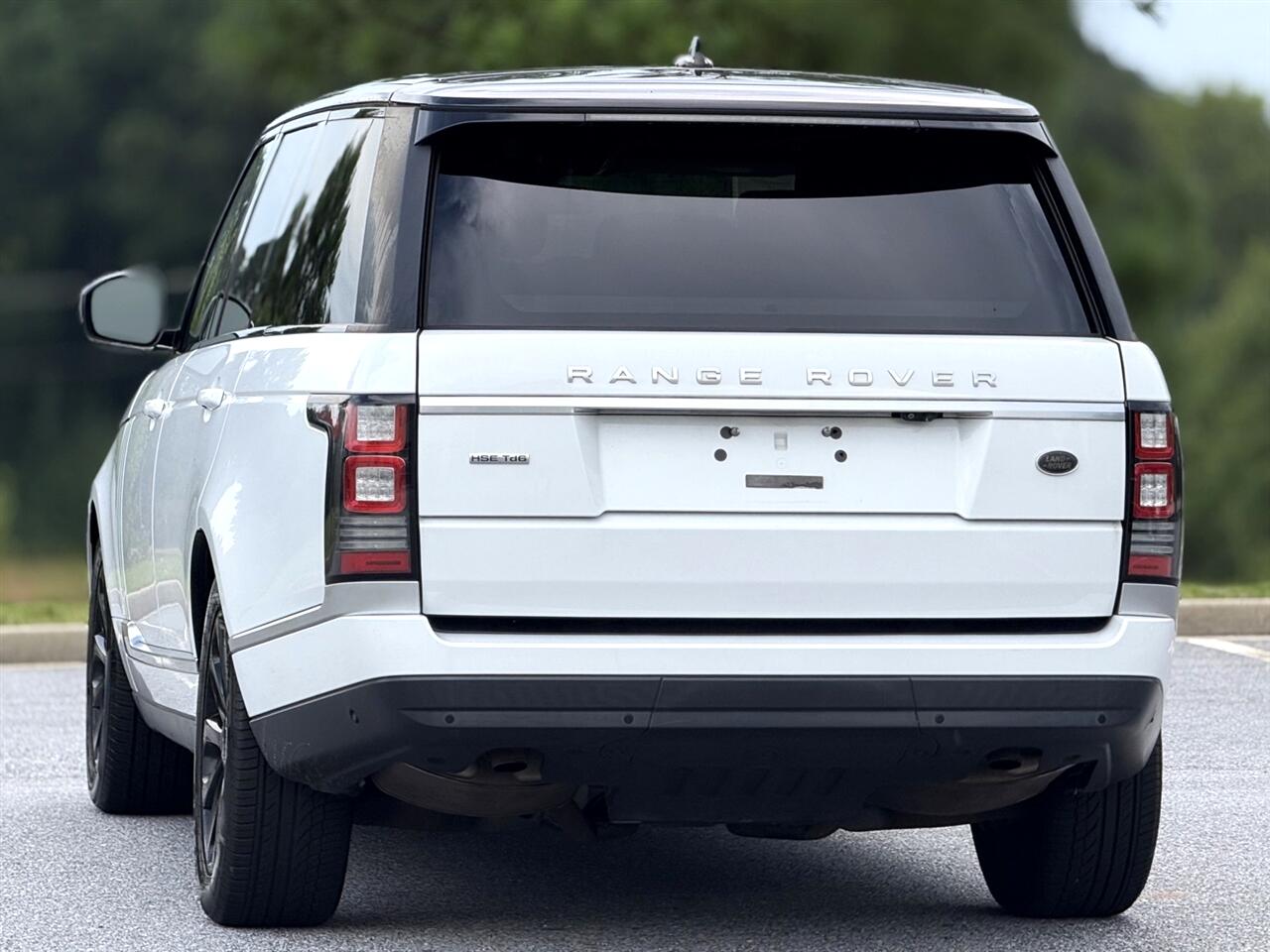 2016 Land Rover Range Rover HSE photo 2