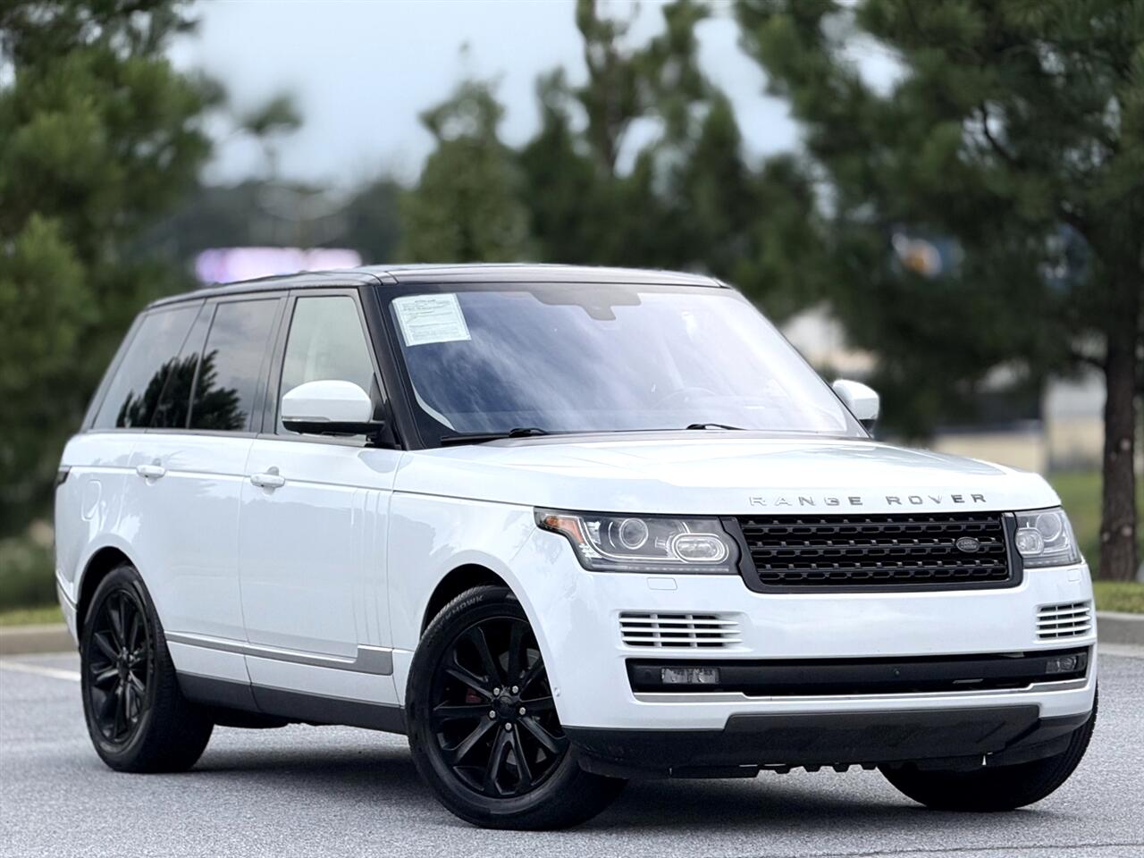 2016 Land Rover Range Rover HSE photo 9