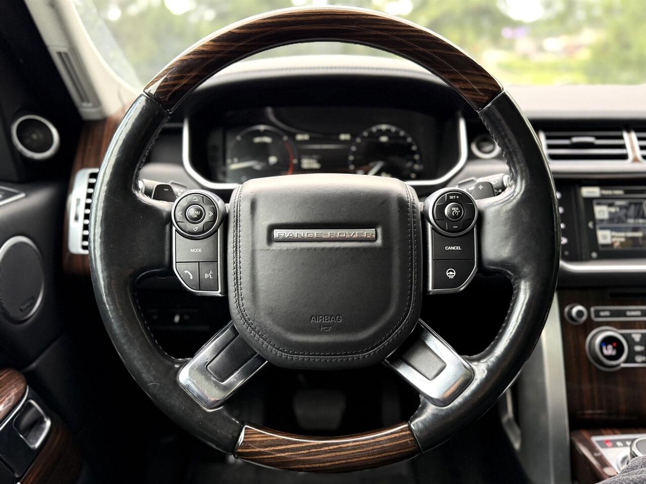 2016 Land Rover Range Rover HSE photo 19