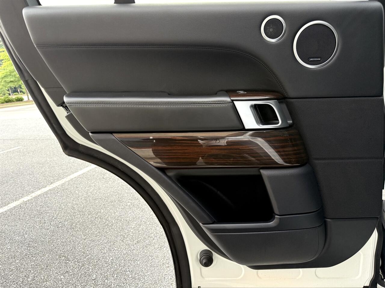 2016 Land Rover Range Rover HSE photo 43