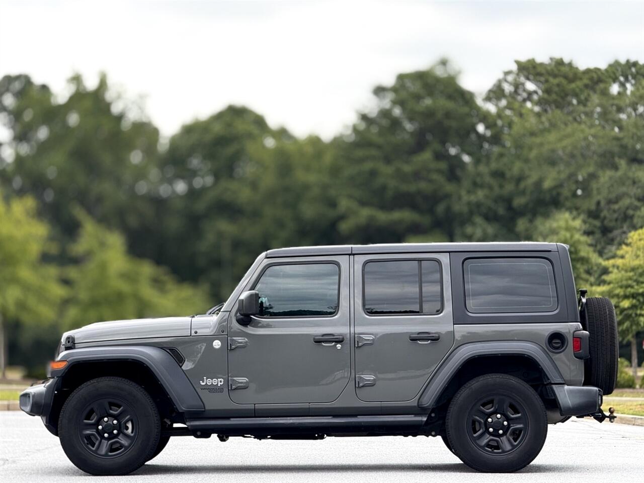2018 Jeep Wrangler Unlimited Sport photo 8