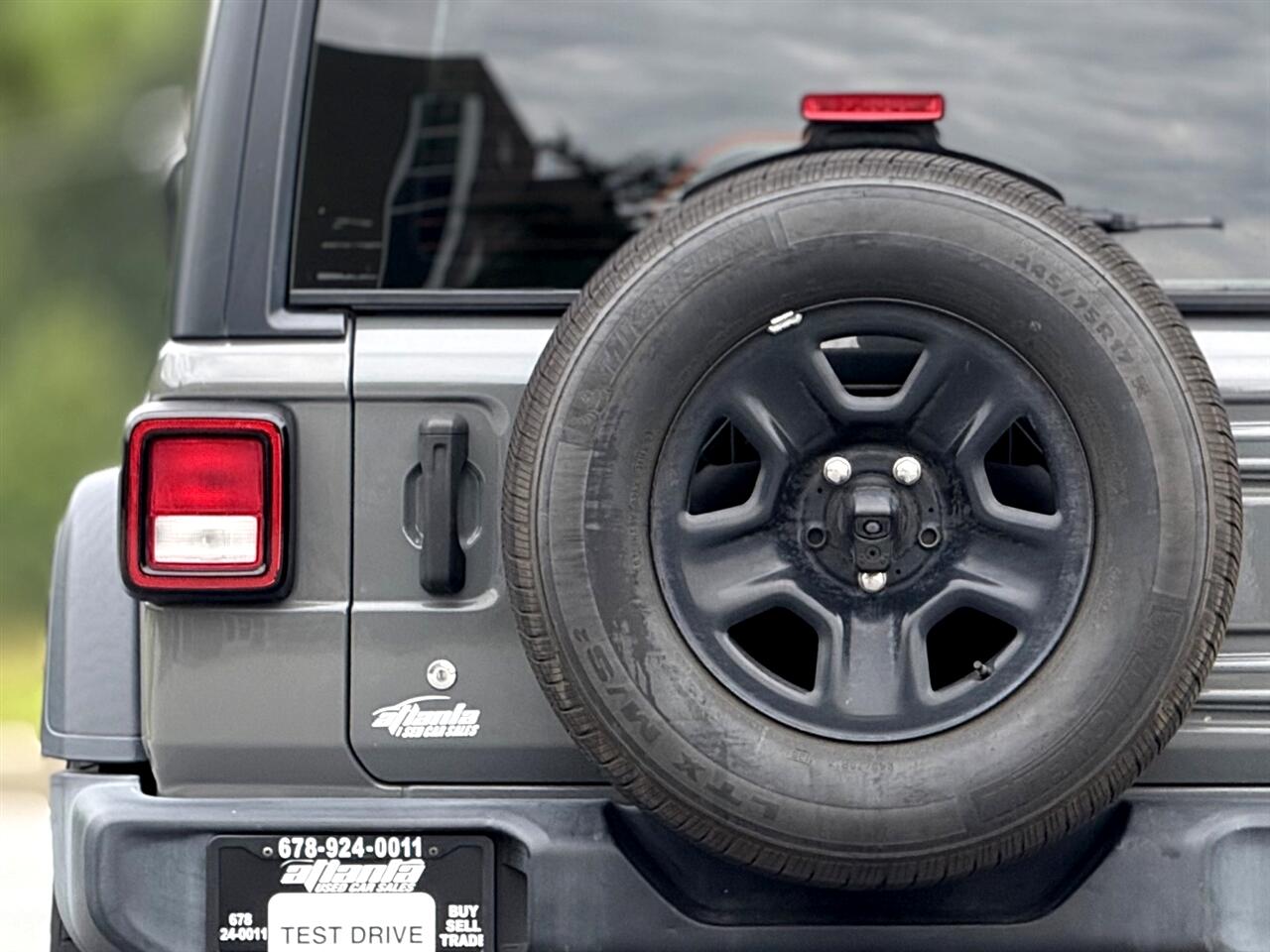 2018 Jeep Wrangler Unlimited Sport photo 14