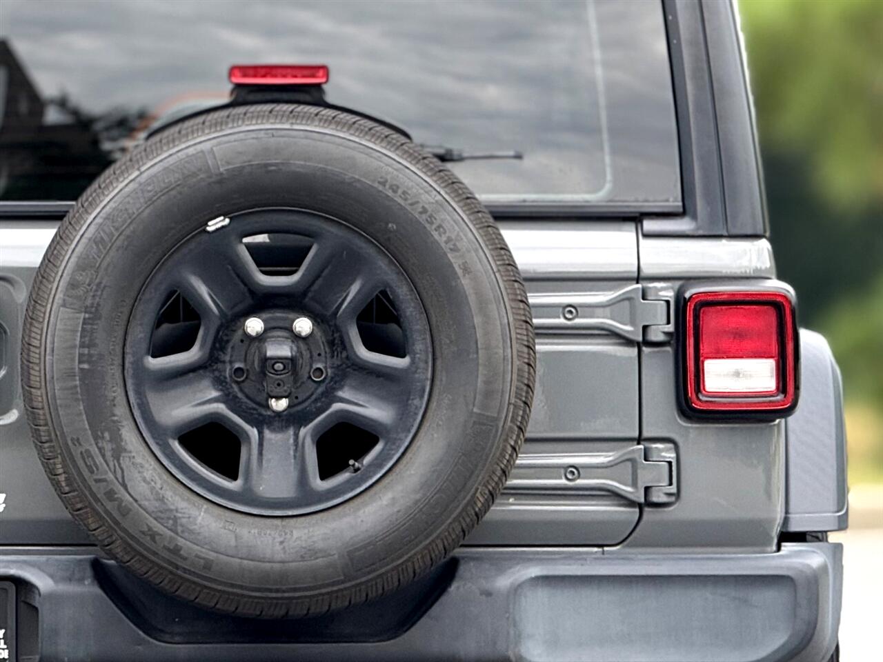 2018 Jeep Wrangler Unlimited Sport photo 15