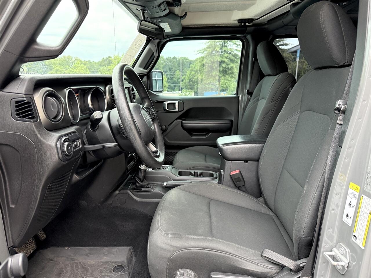 2018 Jeep Wrangler Unlimited Sport photo 30