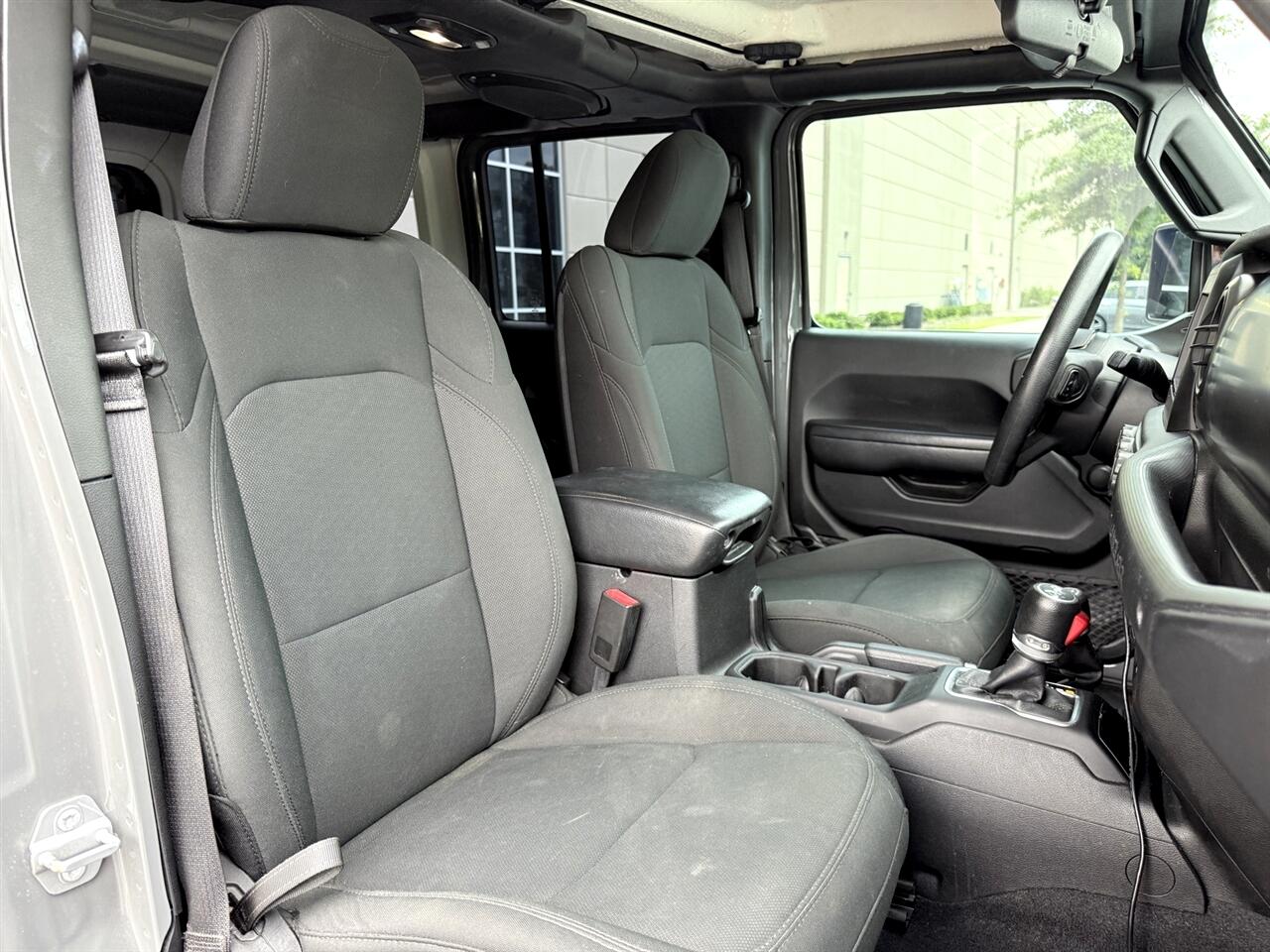 2018 Jeep Wrangler Unlimited Sport photo 33