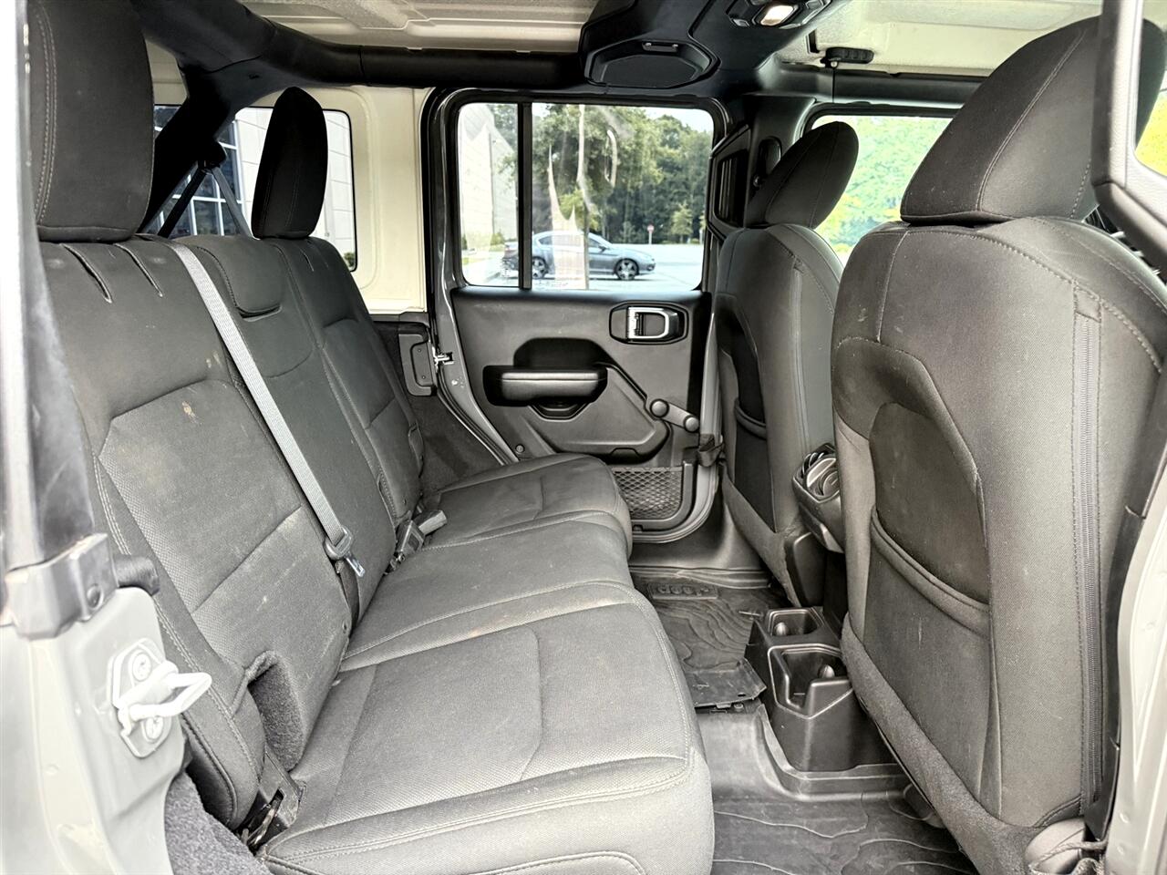 2018 Jeep Wrangler Unlimited Sport photo 35