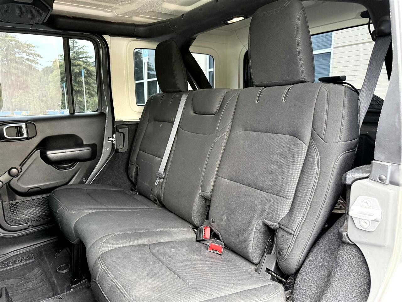 2018 Jeep Wrangler Unlimited Sport photo 36