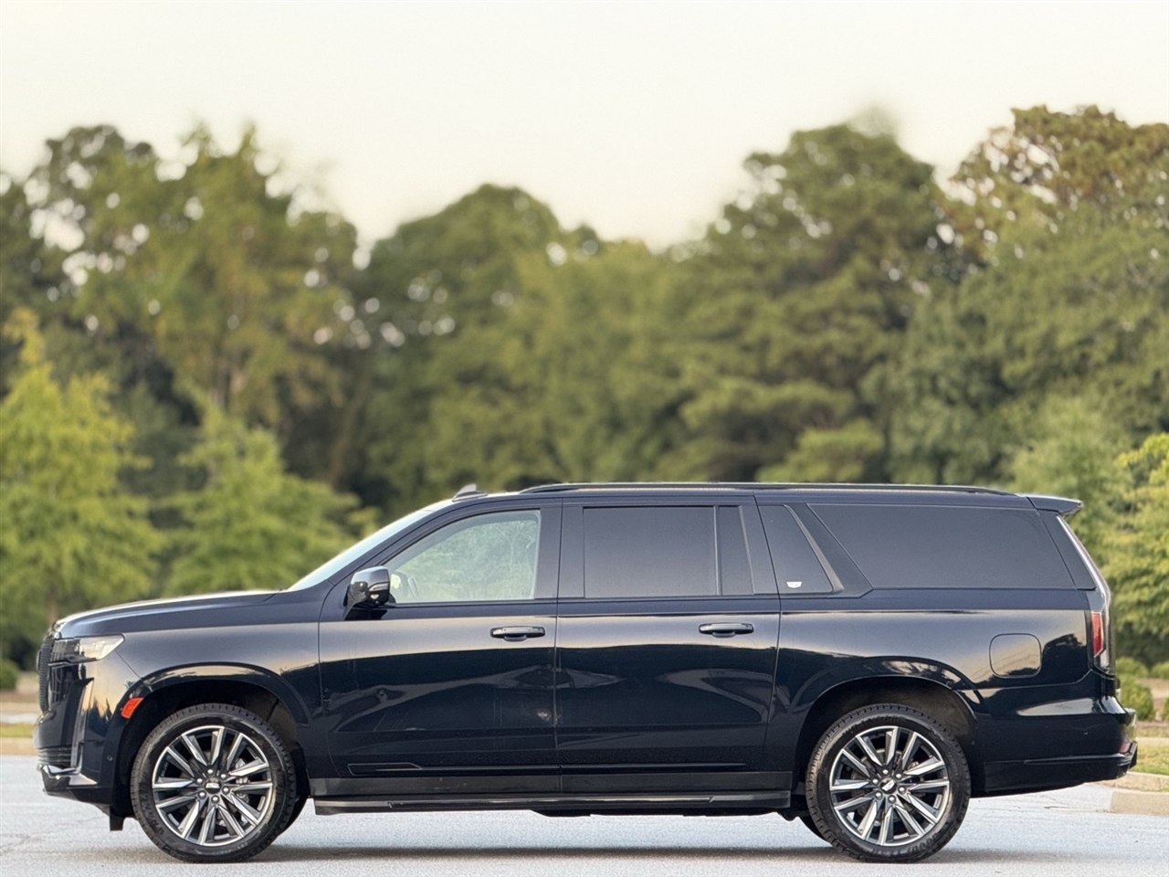 Cadillac Escalade ESV  2023