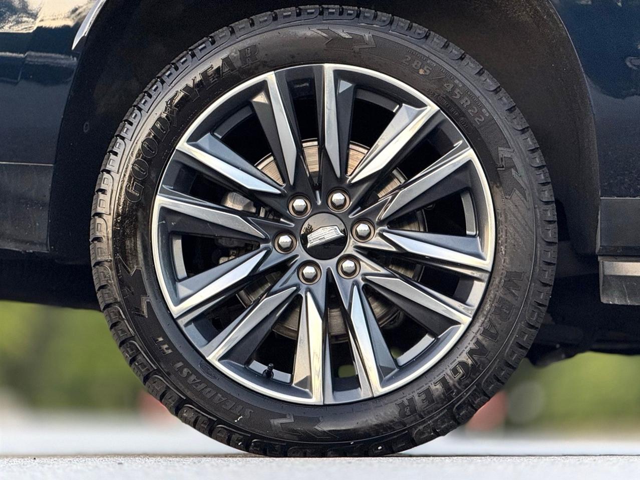 Cadillac Escalade ESV  2023