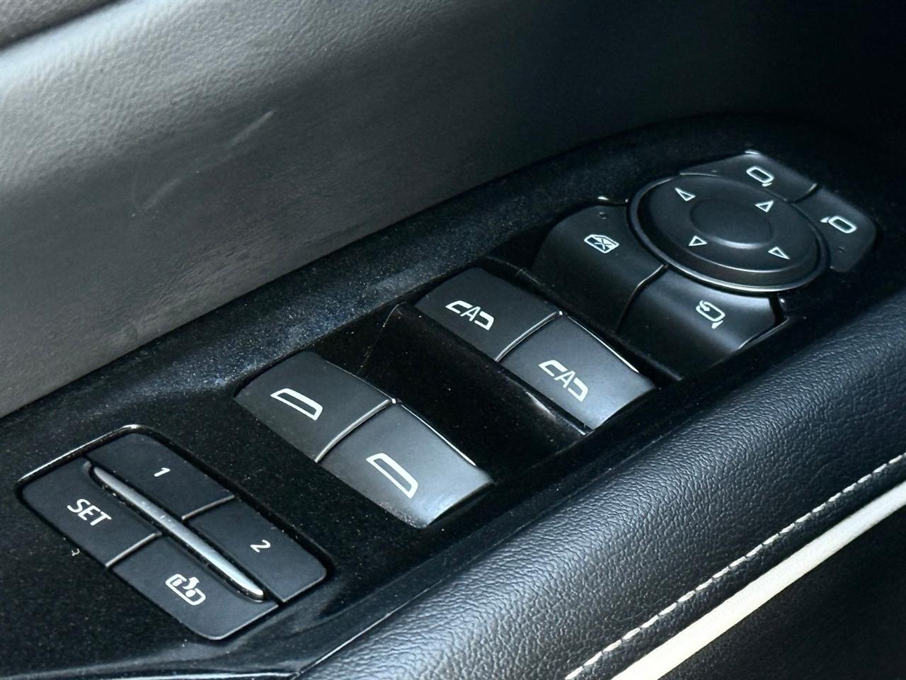 Cadillac Escalade ESV  2023