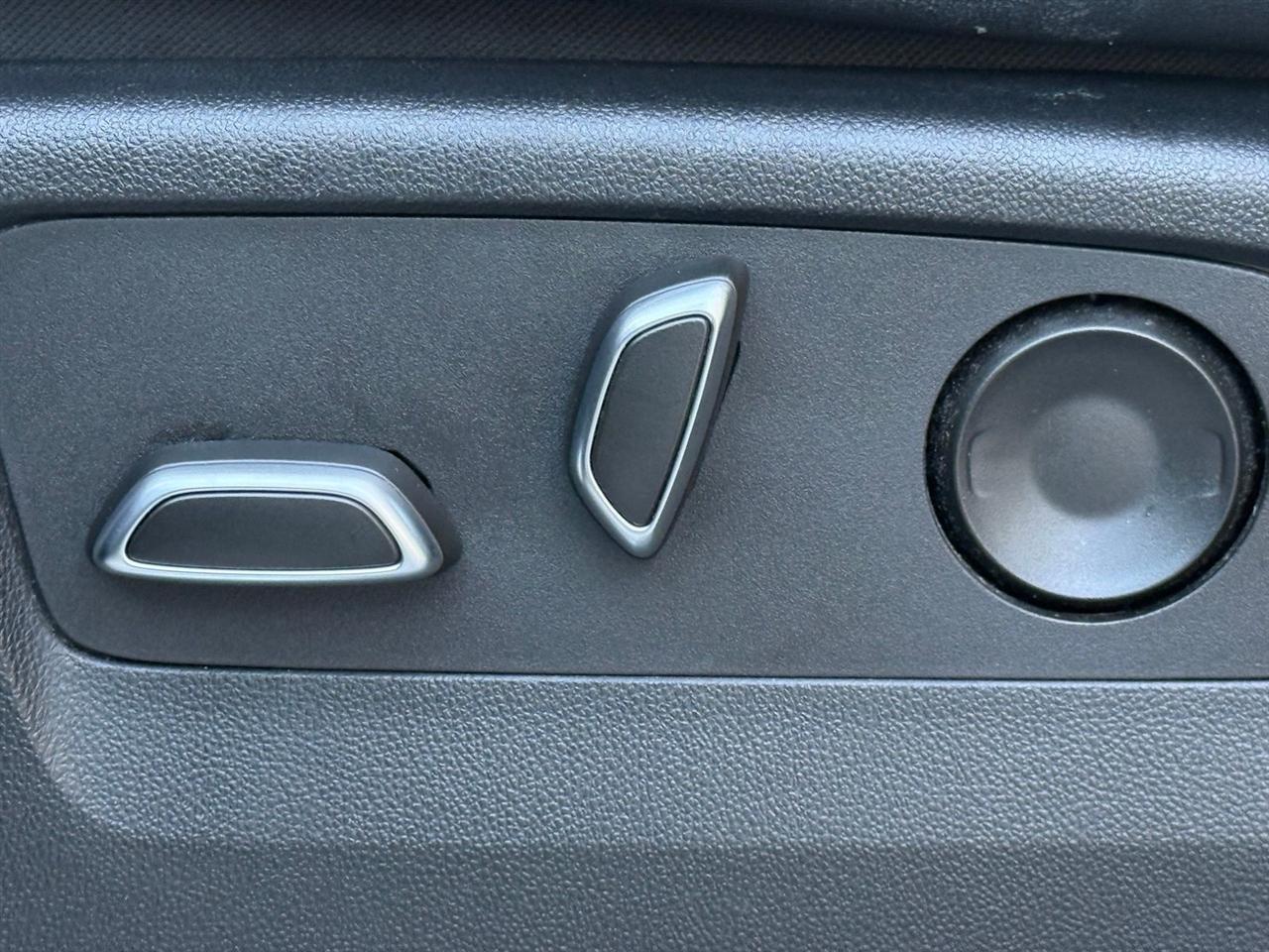 Cadillac Escalade ESV  2023